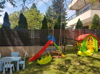 Childrens Play Area - Outdoor